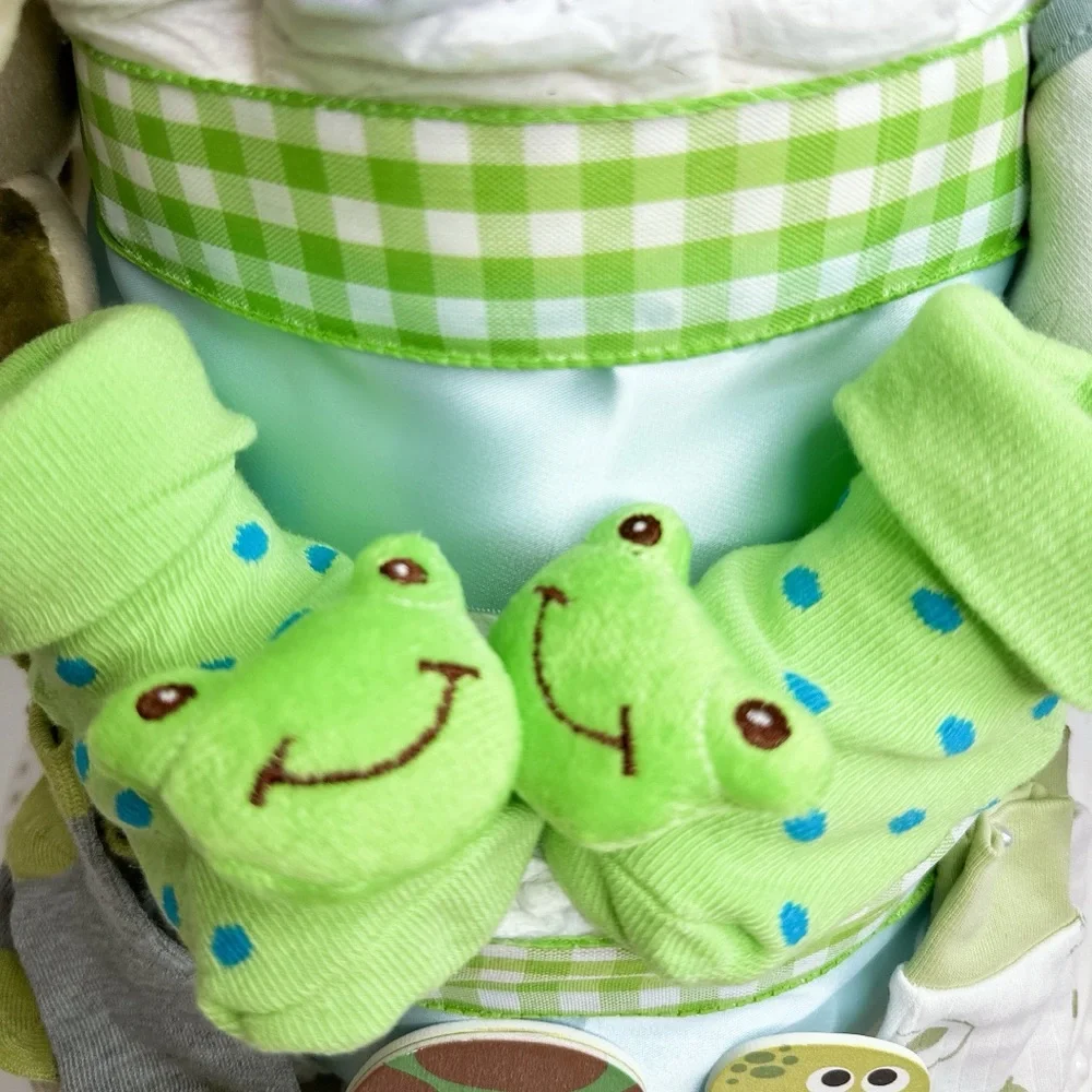 Turtle Diaper Cake? Baby Shower Gift
